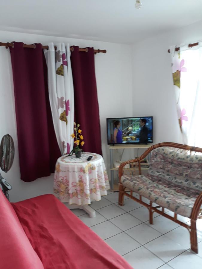 Villa Kazaluce - Appartement 2 Chambres Le Moule Dış mekan fotoğraf