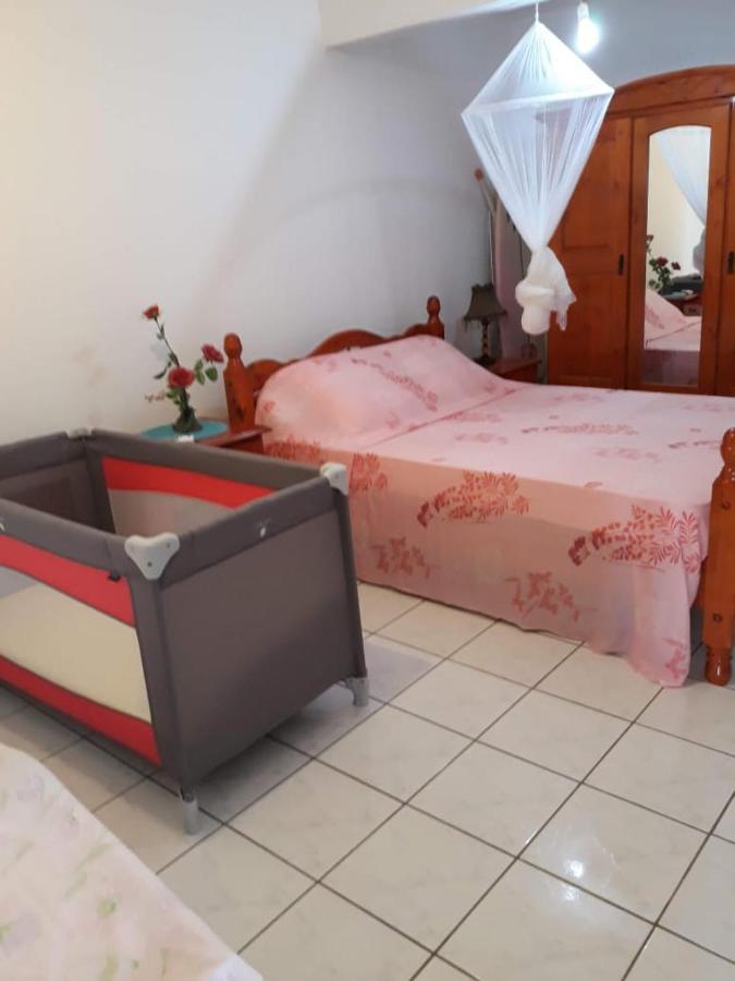 Villa Kazaluce - Appartement 2 Chambres Le Moule Dış mekan fotoğraf